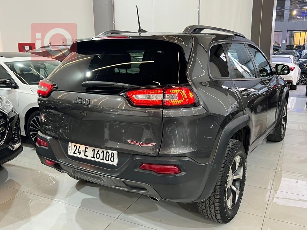 Jeep Cherokee